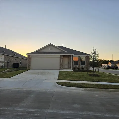 $2,245 | 2052 Welsh Lane, Aubrey, TX 76227