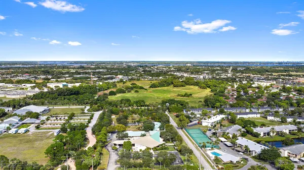 $1,795 | 1271 Southeast Parkview Place, Unit H11, Stuart, FL 34994