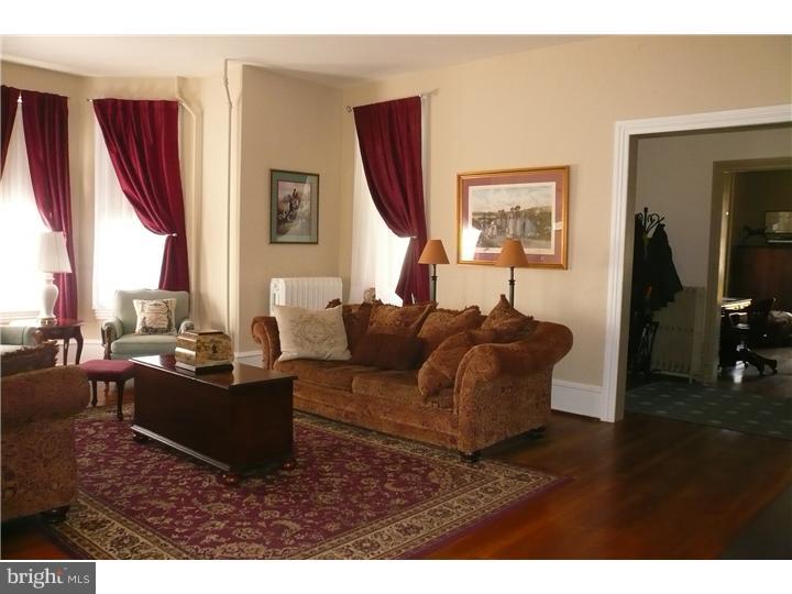 109 State Road Avondale, PA 19311 - Photo 7 of 25 Family Room