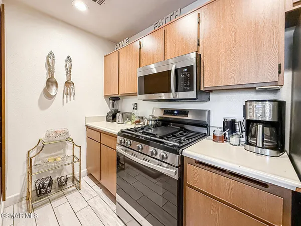 $445,000 | 2312 Archwood Lane, Unit 76, Simi Valley, CA 93063