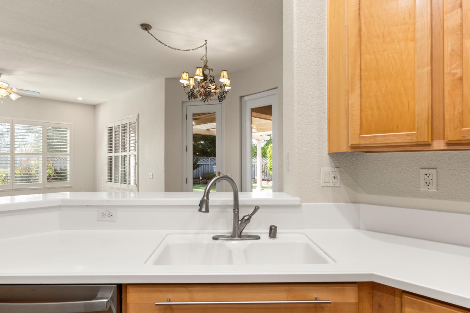 1155 Secret Lake Loop Lincoln, CA 95648 - Photo 9 of 48