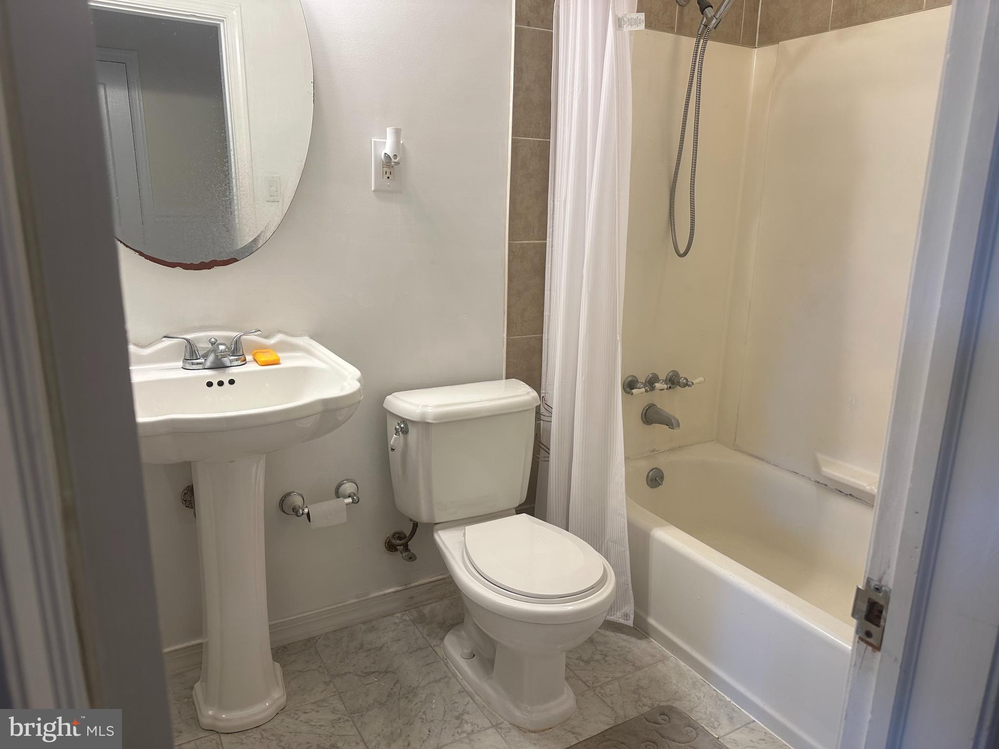 651 West County Line Road Hatboro, PA 19040 - Photo 21 of 26