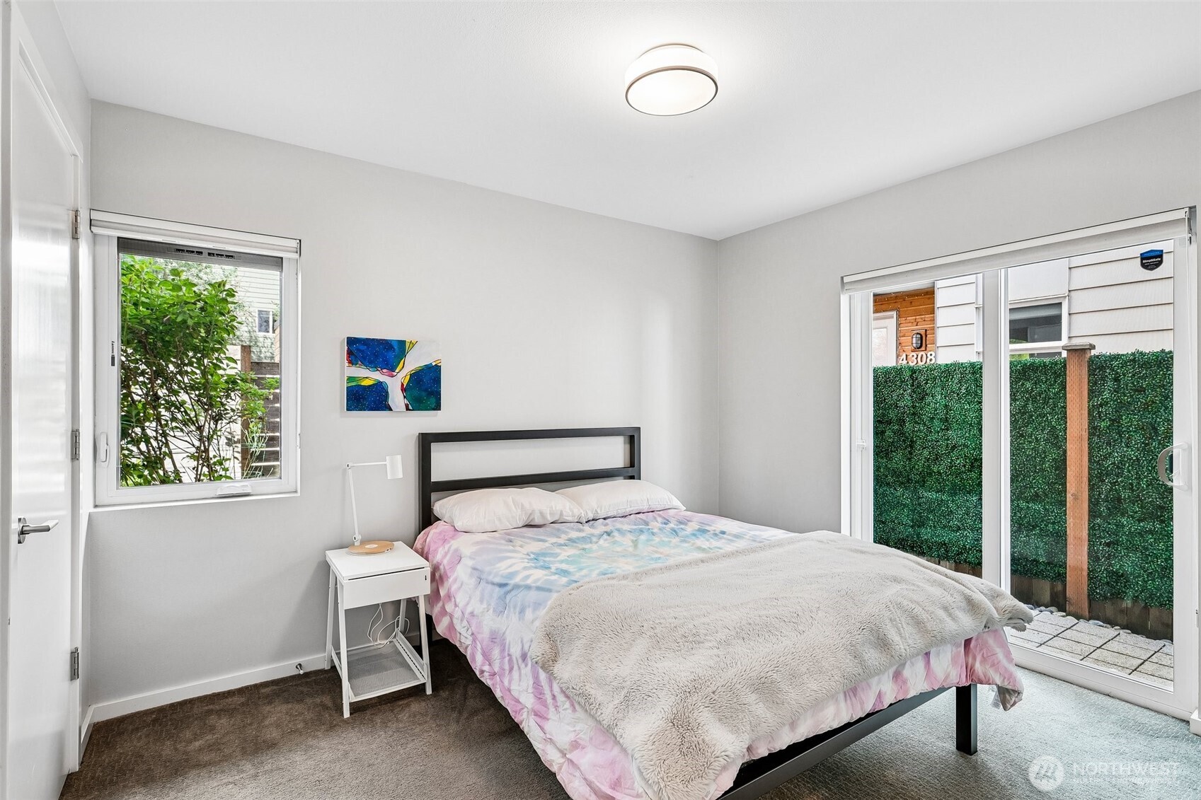 4306 Evanston Avenue North Seattle, WA 98103 - Photo 27 of 38