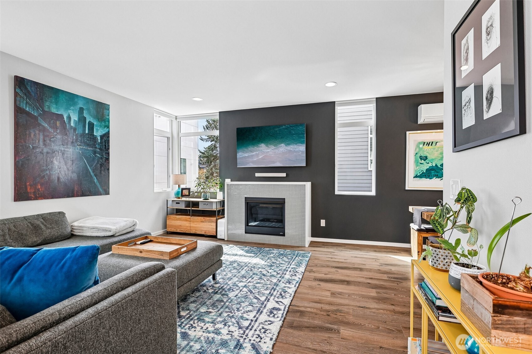 4306 Evanston Avenue North Seattle, WA 98103 - Photo 5 of 38