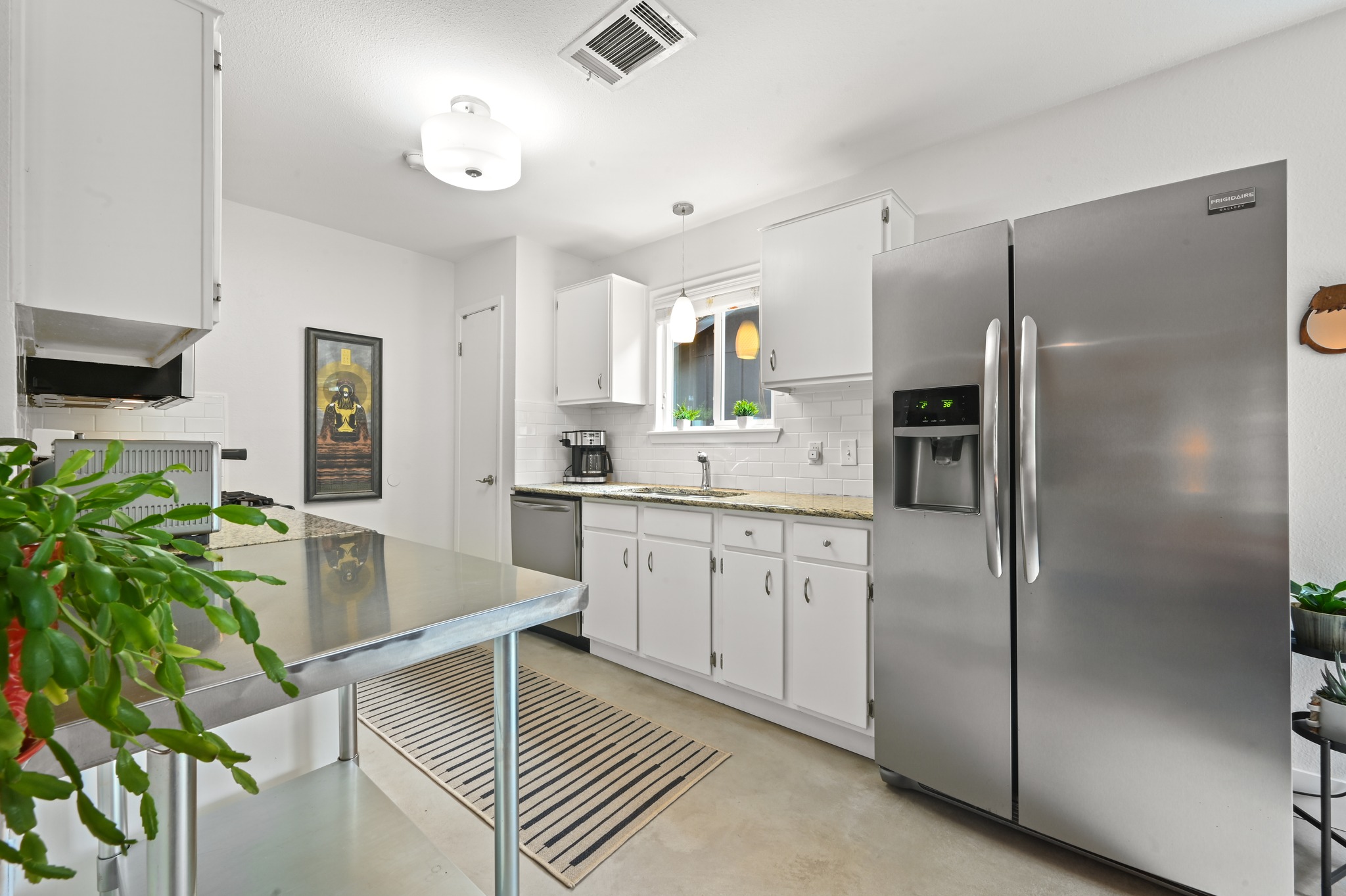 7810 Wakefield Drive Austin, TX 78749 - Photo 12 of 30