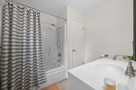 $430,000 | 7810 Wakefield Drive, Austin, TX 78749