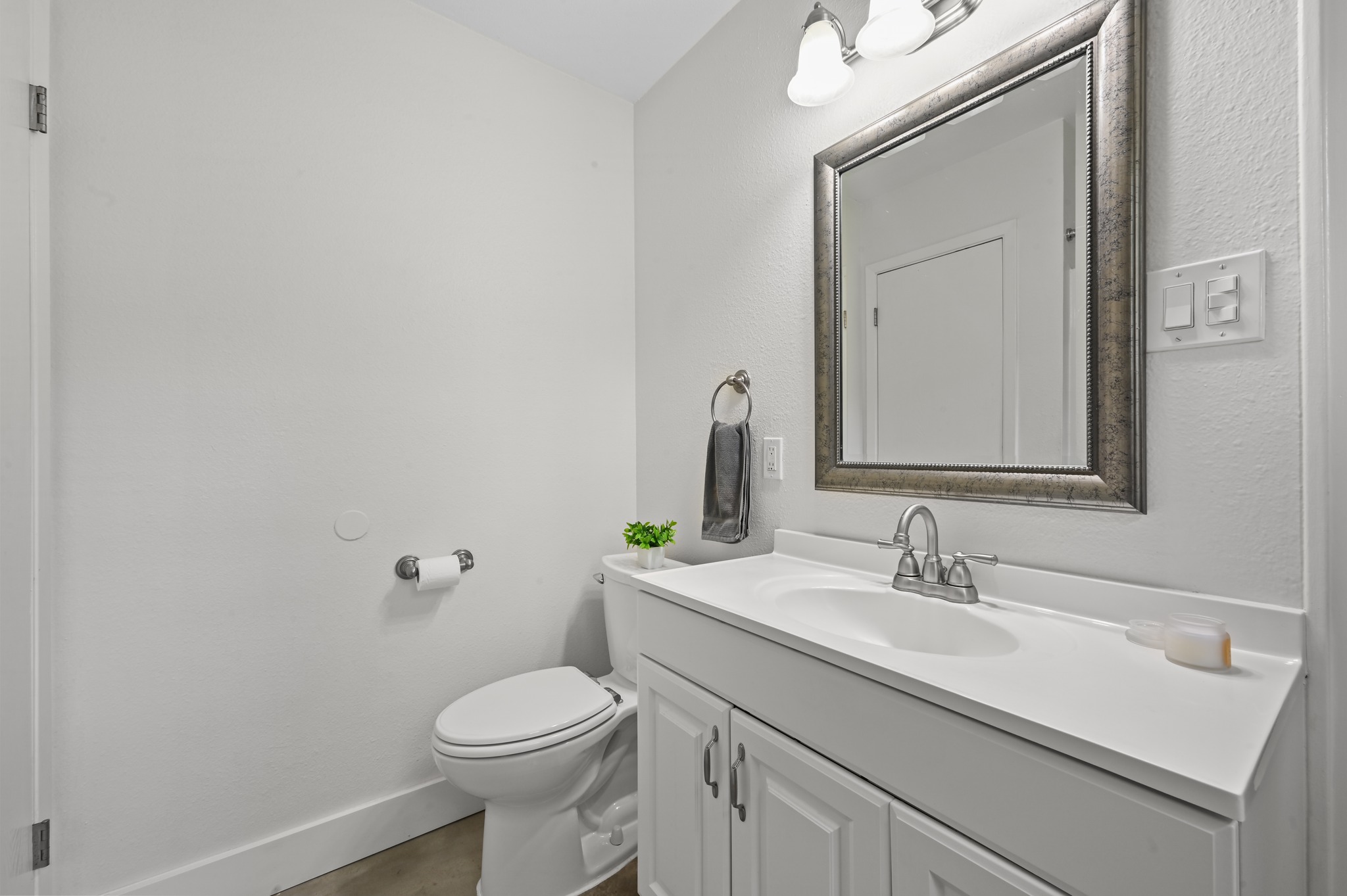 7810 Wakefield Drive Austin, TX 78749 - Photo 18 of 30