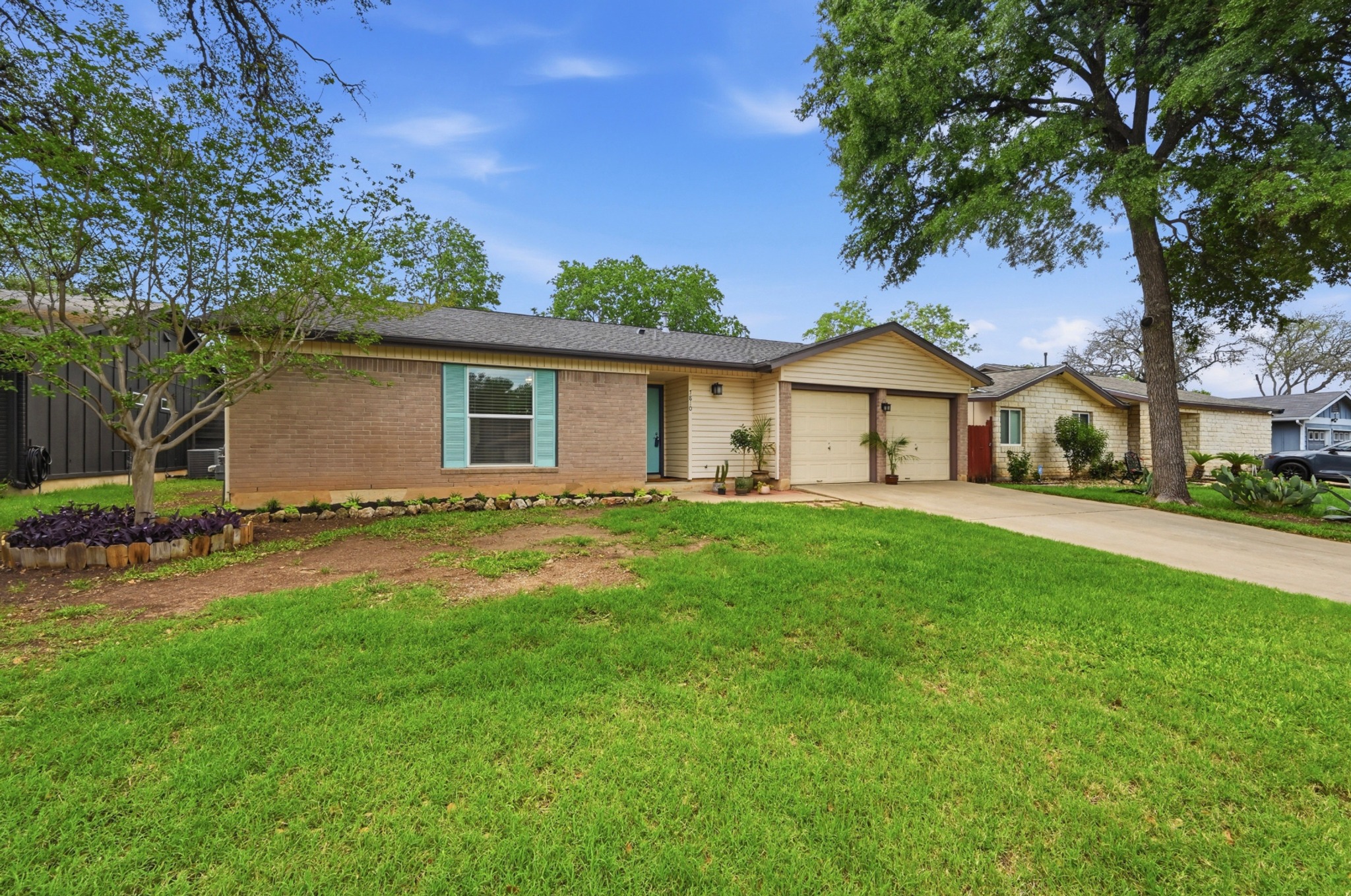 7810 Wakefield Drive Austin, TX 78749 - Photo 2 of 30