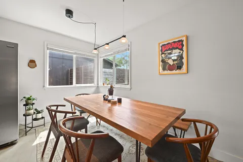 $430,000 | 7810 Wakefield Drive, Austin, TX 78749