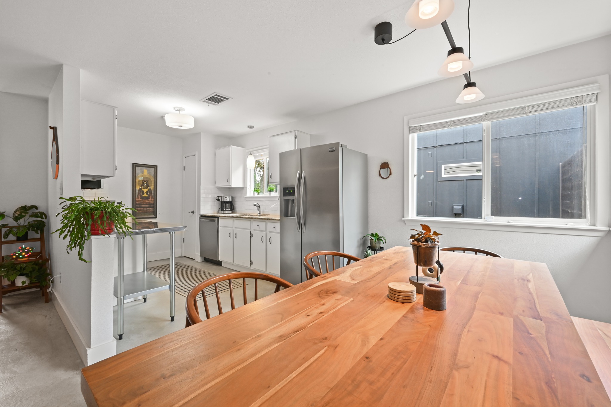 7810 Wakefield Drive Austin, TX 78749 - Photo 10 of 30