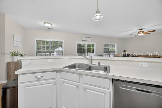 $539,000 | 15 Mayfair Drive, Bluffton, SC 29910