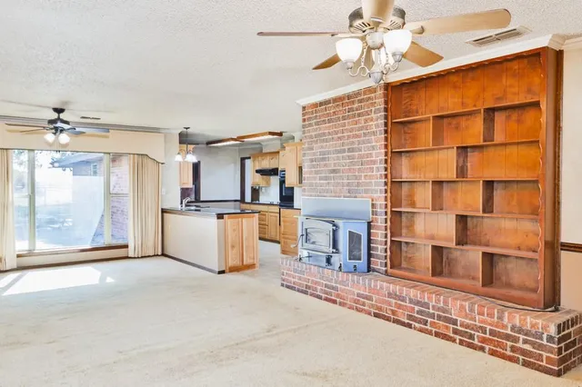 a view of a storage & utility room
