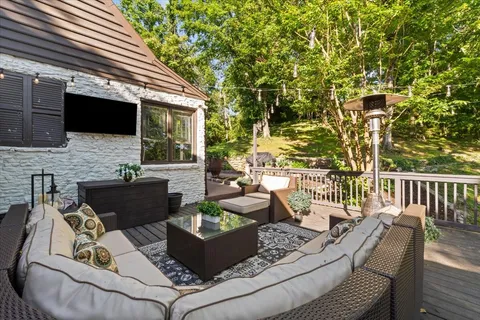 $1,999,000 | 5400 Hillsboro Pike, Nashville, TN 37215