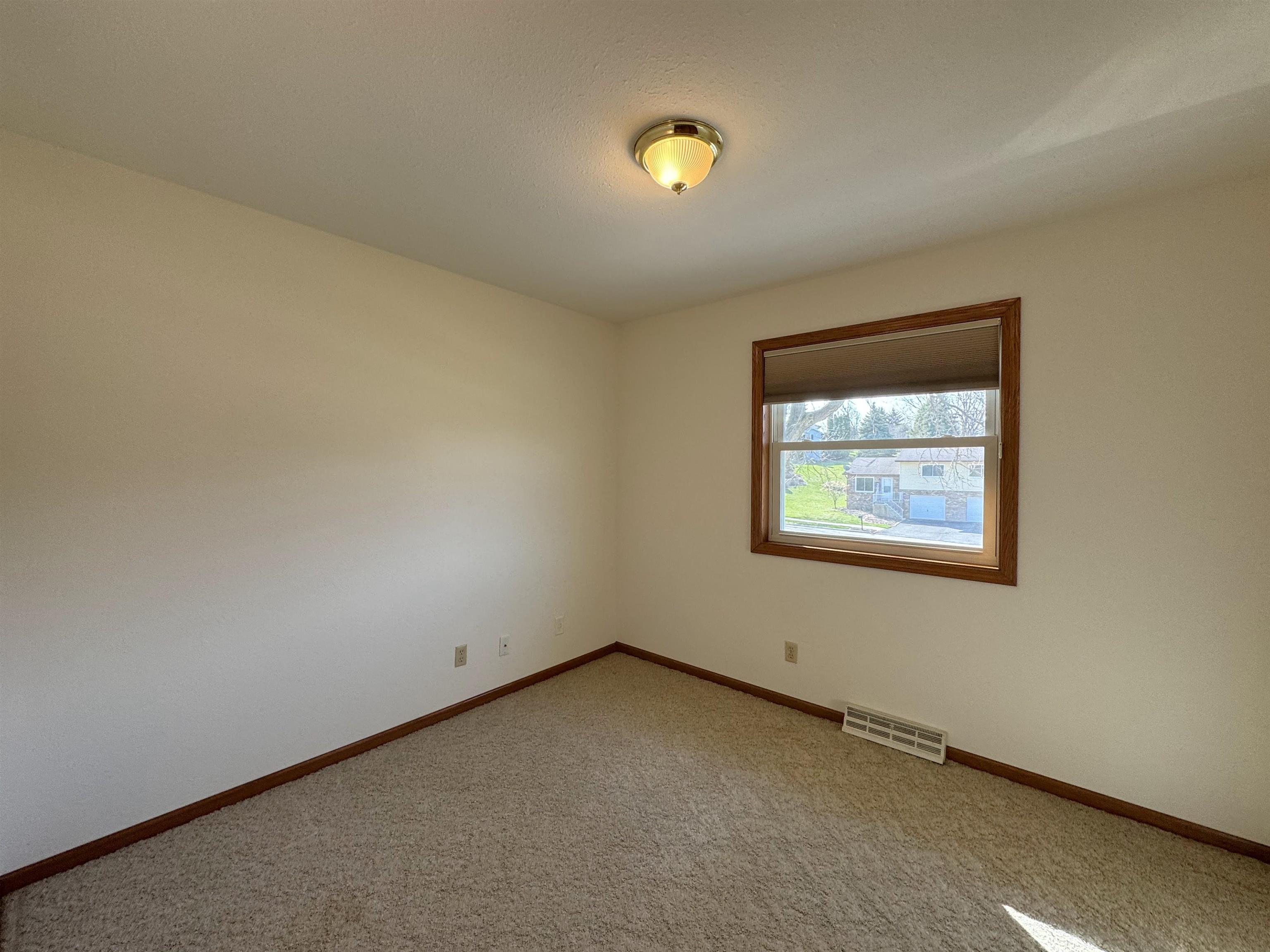 209 27th Street Monroe, WI 53566 - Photo 43 of 62