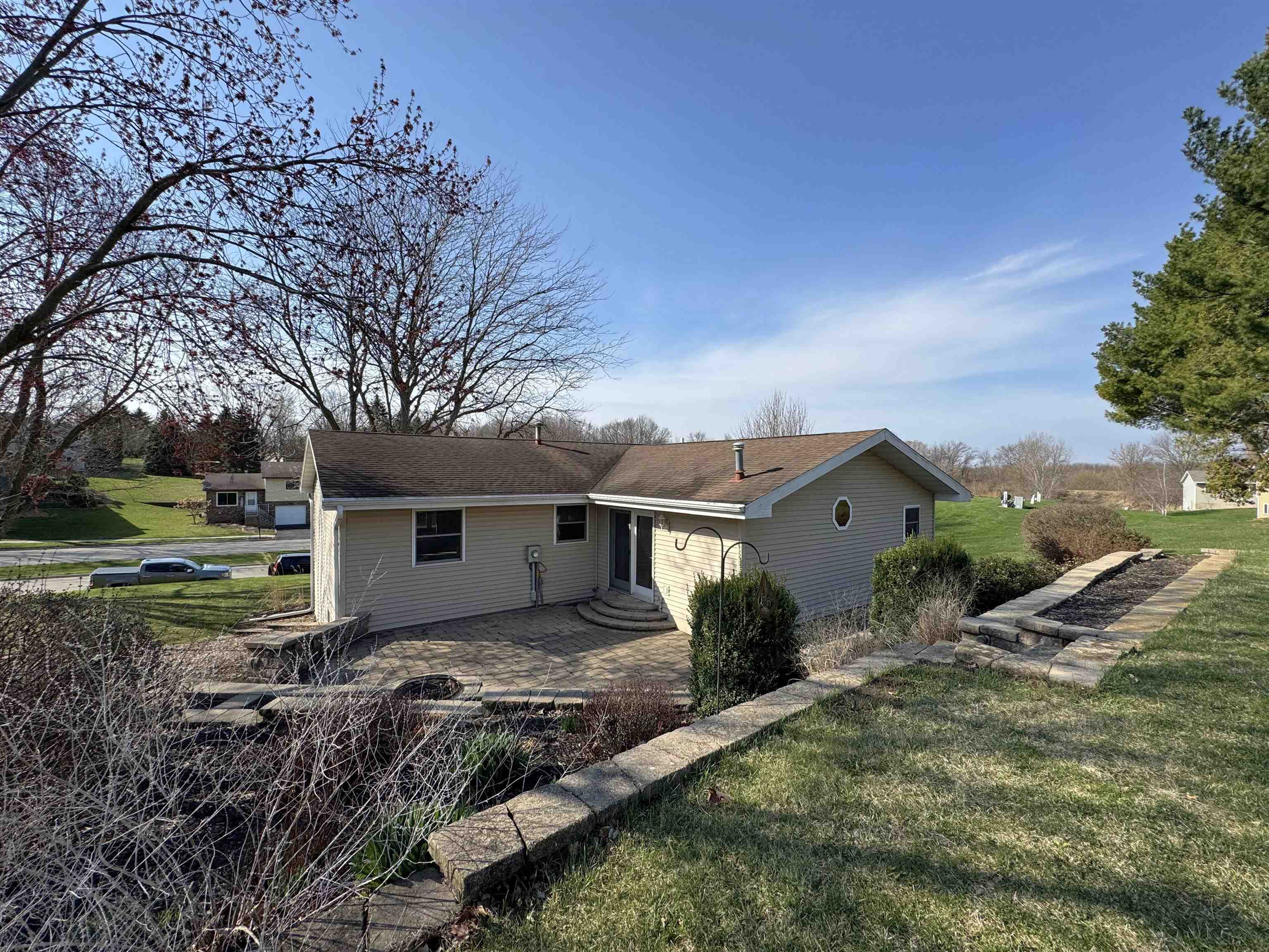 209 27th Street Monroe, WI 53566 - Photo 7 of 62