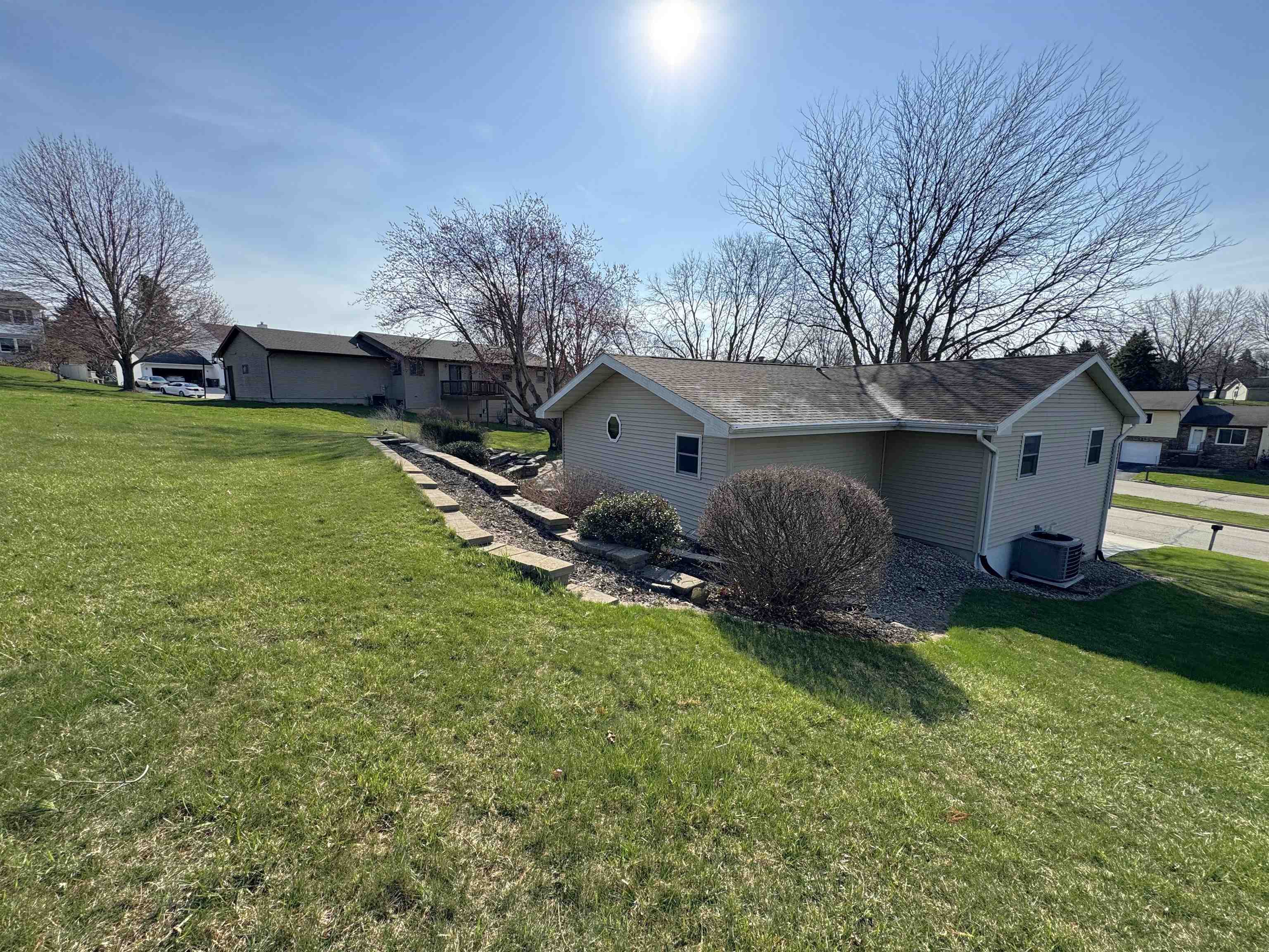 209 27th Street Monroe, WI 53566 - Photo 9 of 62