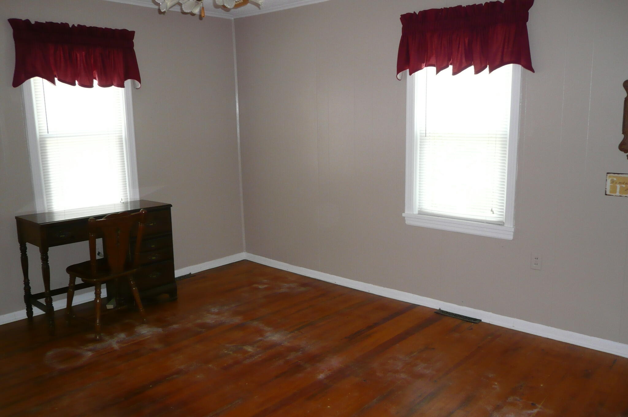 7330 Cove Hollow Road Elliston, VA 24087 - Photo 8 of 13 P1000706