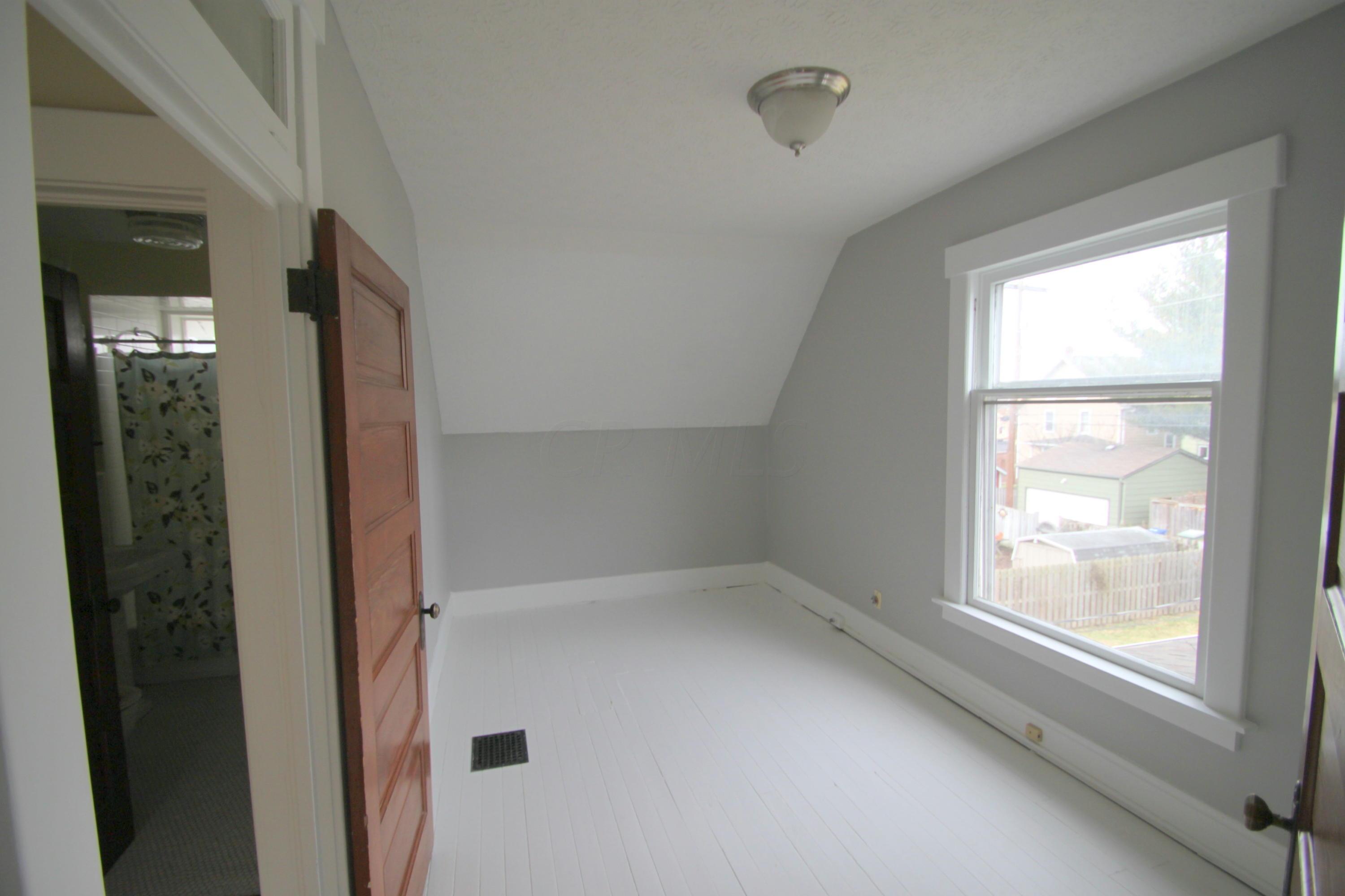 30 Crestview Road Columbus, OH 43202 - Photo 13 of 18