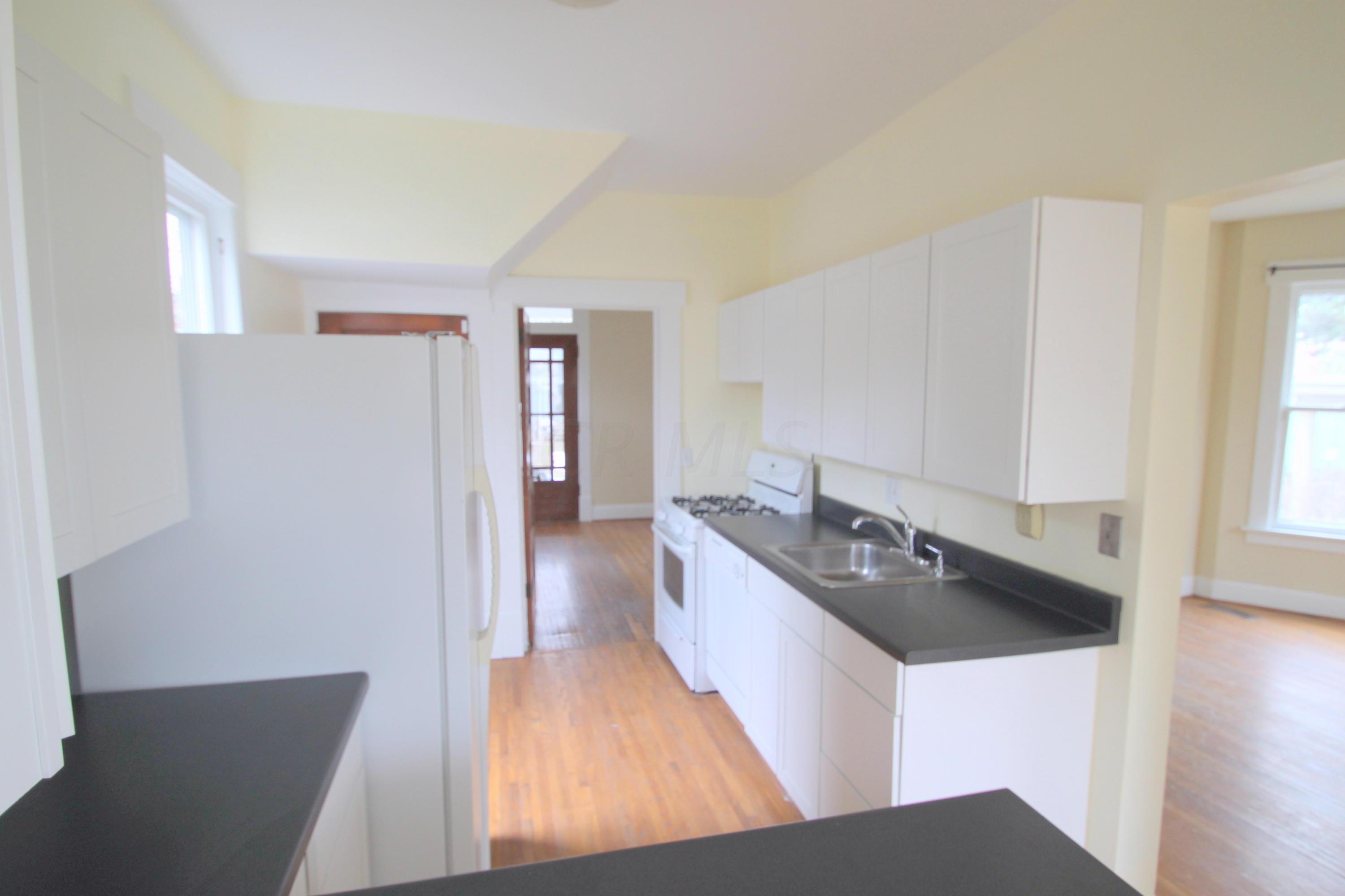 30 Crestview Road Columbus, OH 43202 - Photo 9 of 18