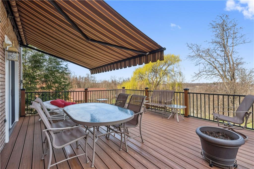 220 County Line Road Bridgeville, PA 15017 - Photo 41 of 50 Retractable Awning
