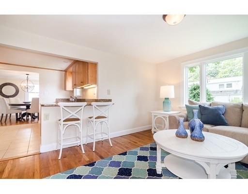 11 Hemlock Road Newton, MA 02464 - Photo 9 of 21