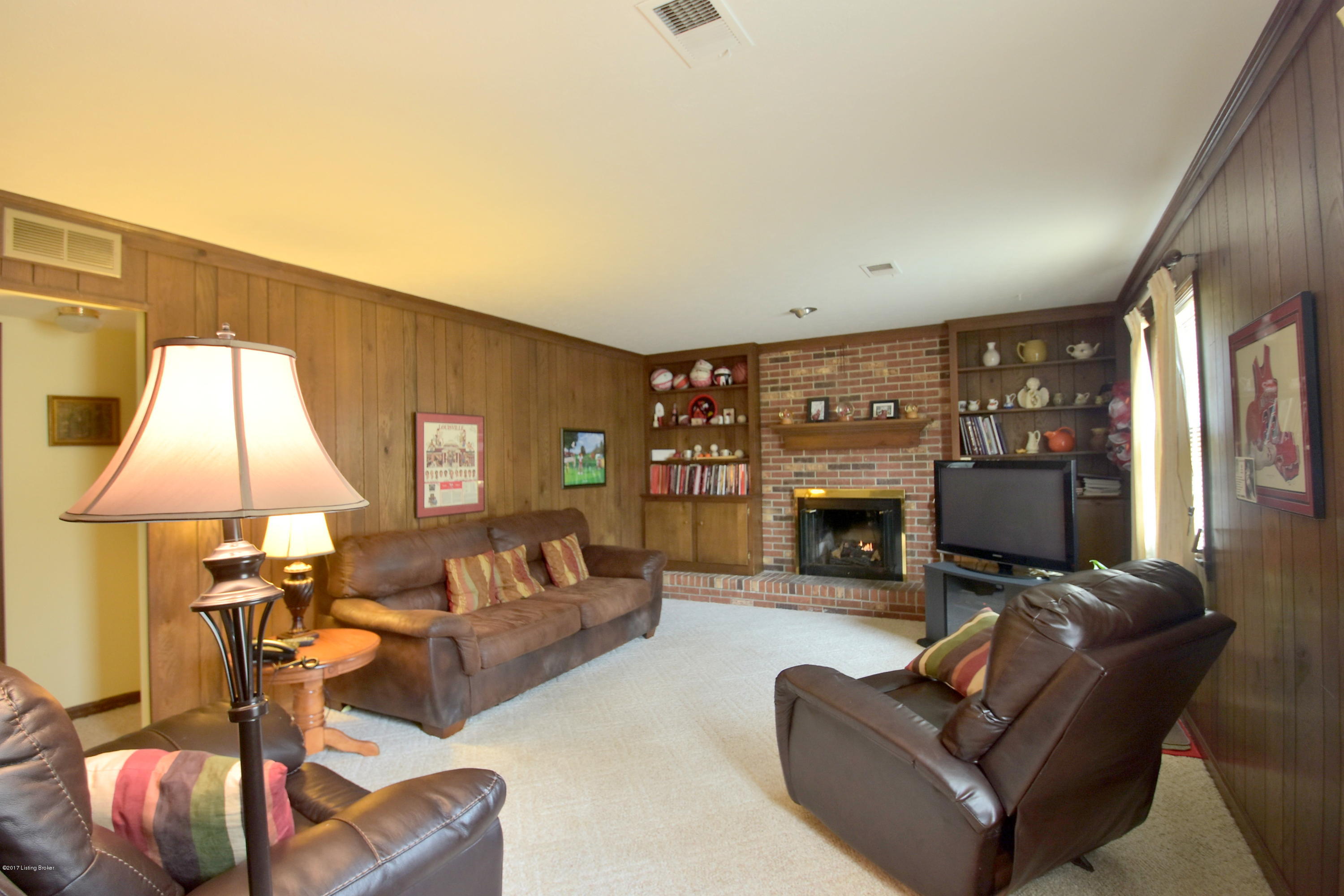 7605 Charron Road Louisville, KY 40220 - Photo 19 of 23 Great Room