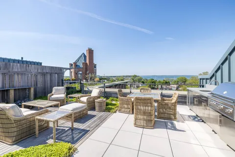 $7,300,000 | 15 Church Street, Unit PH402 PH402, Sag Harbor, NY 11963