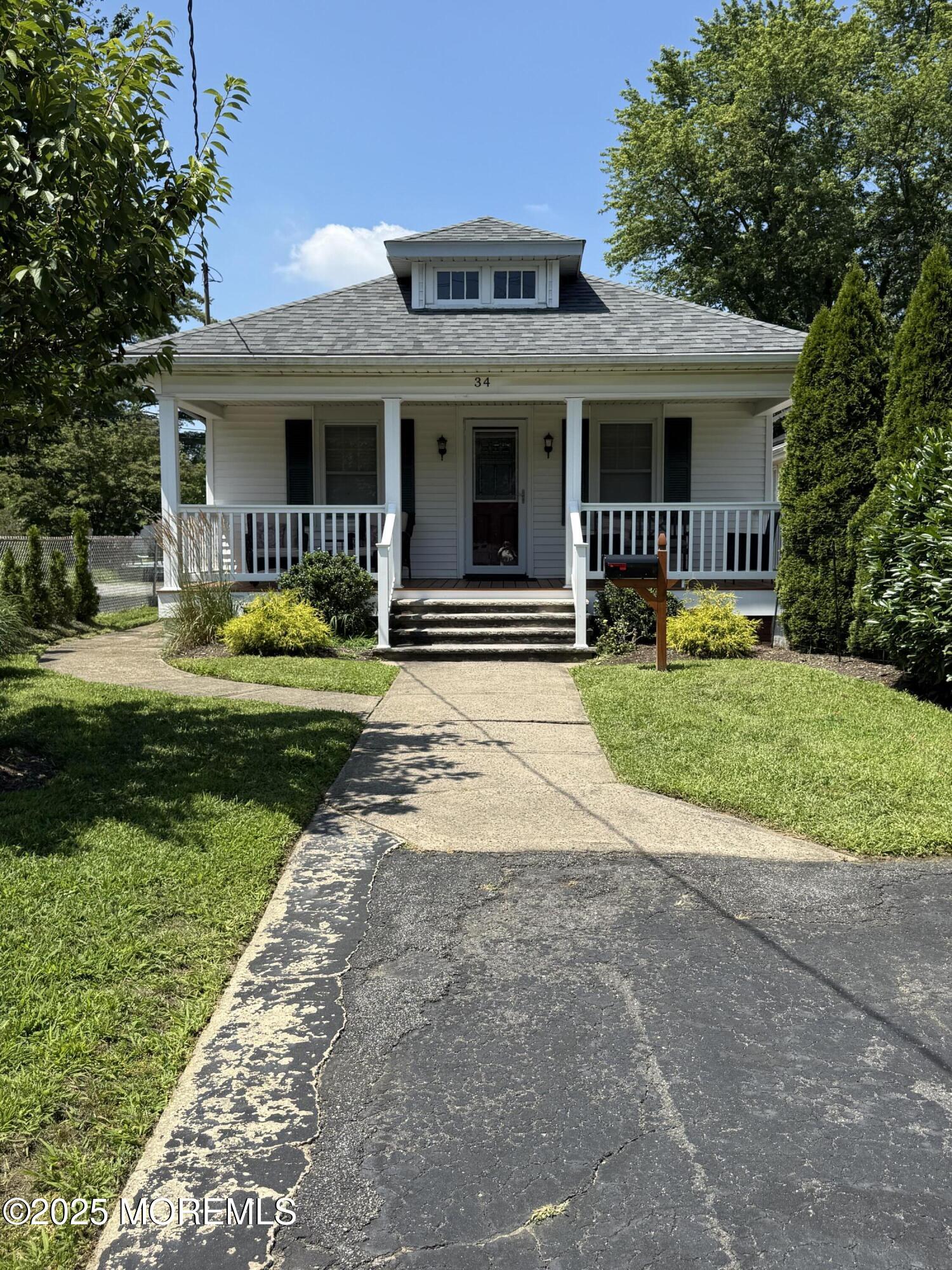 34 Whalepond Road Oakhurst, NJ 07755 - Photo 1 of 17 IMG_9230