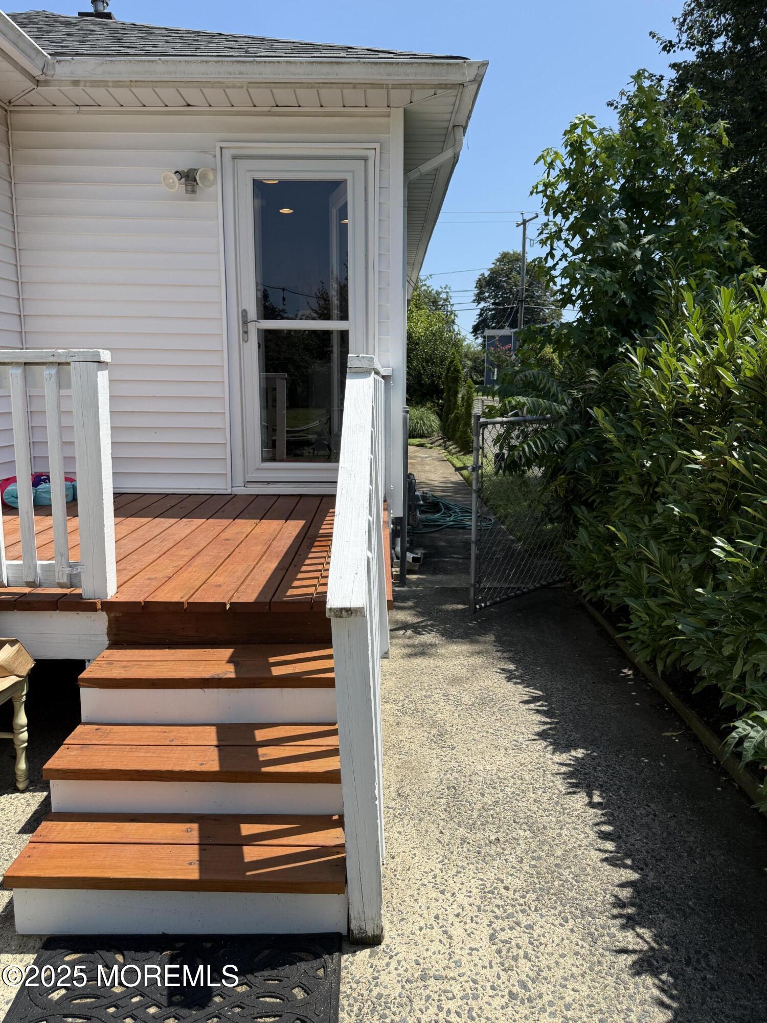 34 Whalepond Road Oakhurst, NJ 07755 - Photo 15 of 17 IMG_9253