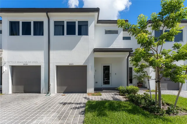 $520,000 | 5025 Southwest 37th Street, Pembroke Park, FL 33023