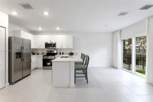 $520,000 | 5025 Southwest 37th Street, Pembroke Park, FL 33023