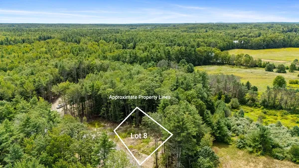 $300,000 | 1 Dogwood Circle, Kennebunk, ME 04043