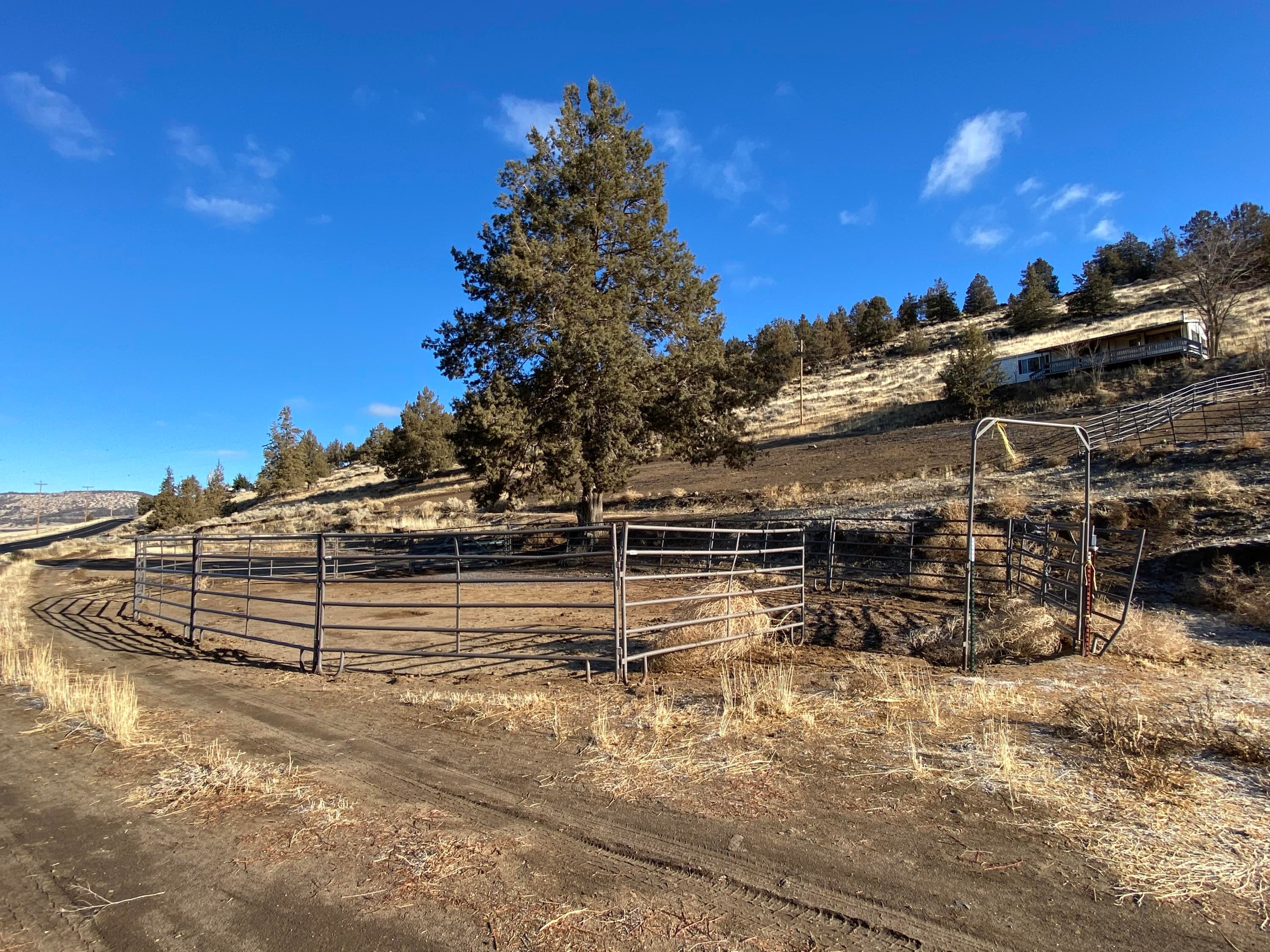 20919 Drazil Road Malin, OR 97632 - Photo 3 of 32 IMG_4661