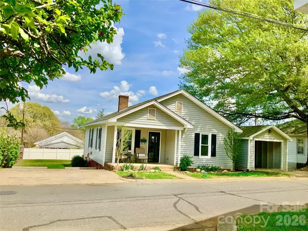 $279,000 | 358 Woodlawn Avenue, Cramerton, NC 28032