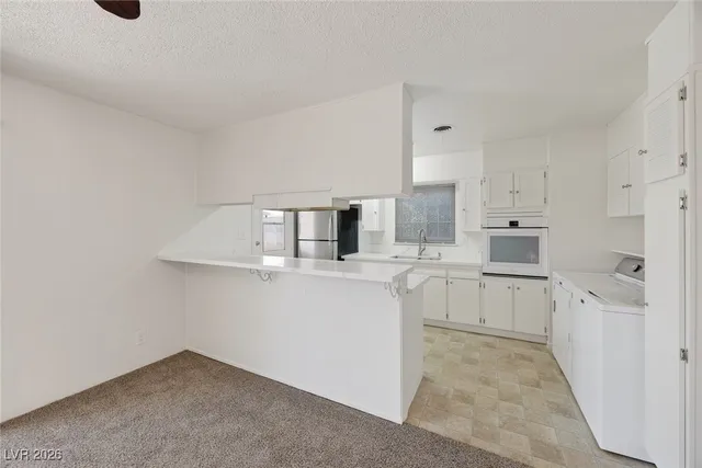 $1,950 | 4305 Via Olivero Avenue, Las Vegas, NV 89102