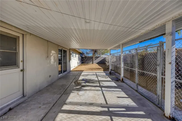 $1,950 | 4305 Via Olivero Avenue, Las Vegas, NV 89102