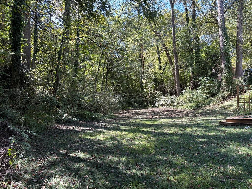 2173 Monterey Drive Northwest Atlanta, GA 30318 - Photo 4 of 16