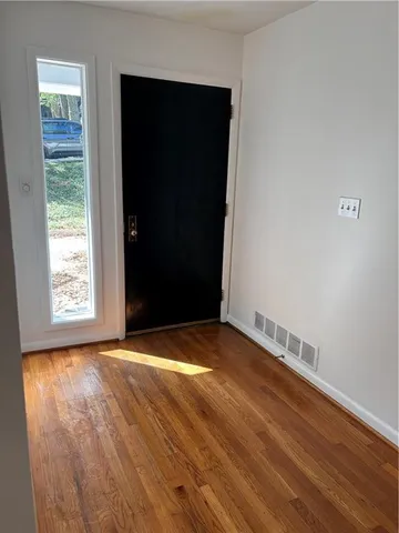 $3,500 | 2173 Monterey Drive Northwest, Atlanta, GA 30318