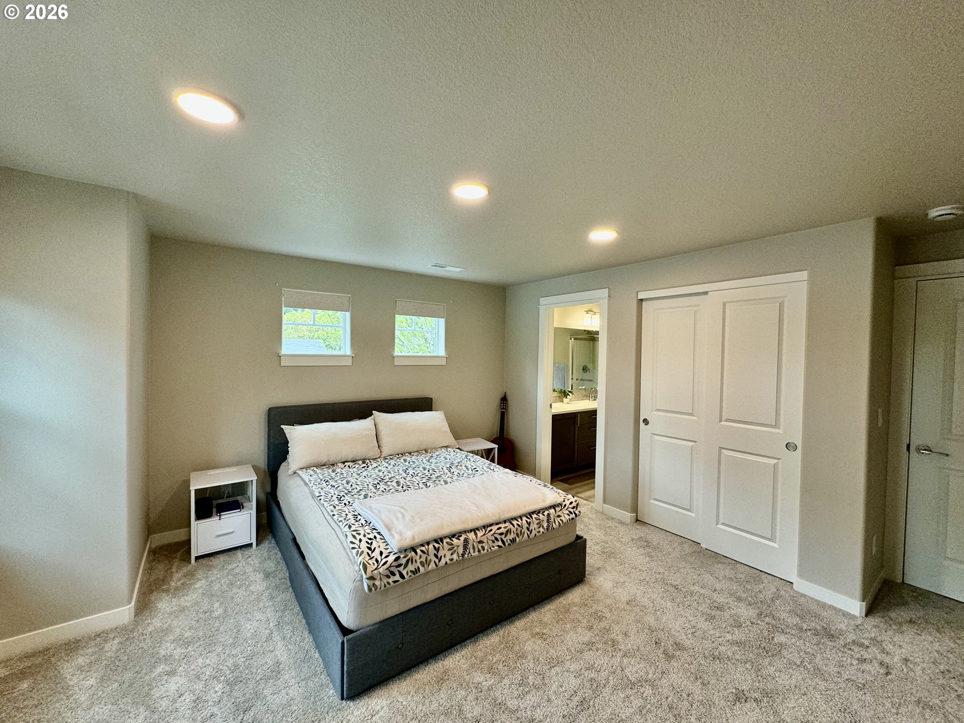 320 Oak Street Florence, OR 97439 - Photo 14 of 28 Bedroom, Primary