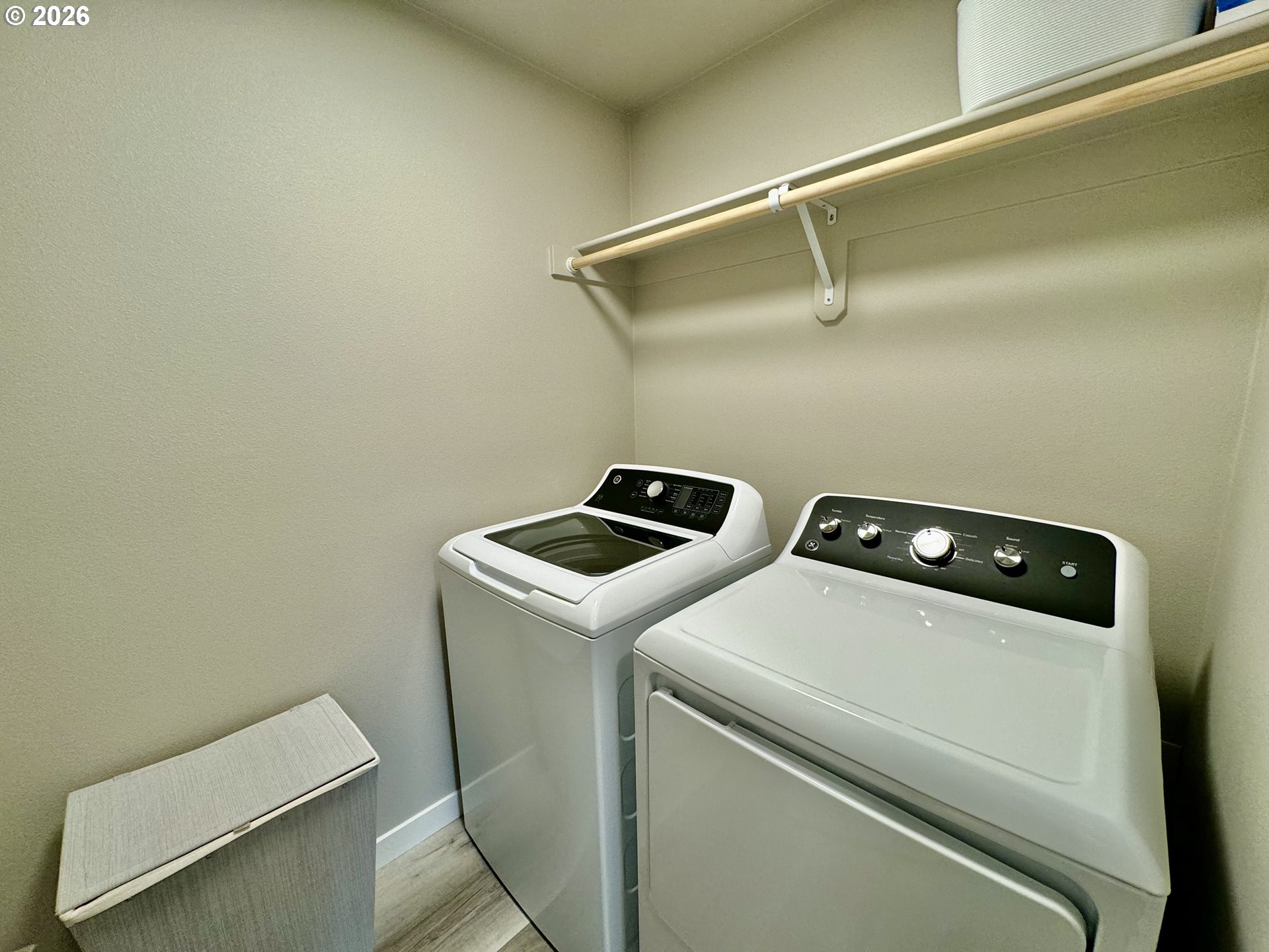 320 Oak Street Florence, OR 97439 - Photo 25 of 28 Laundry