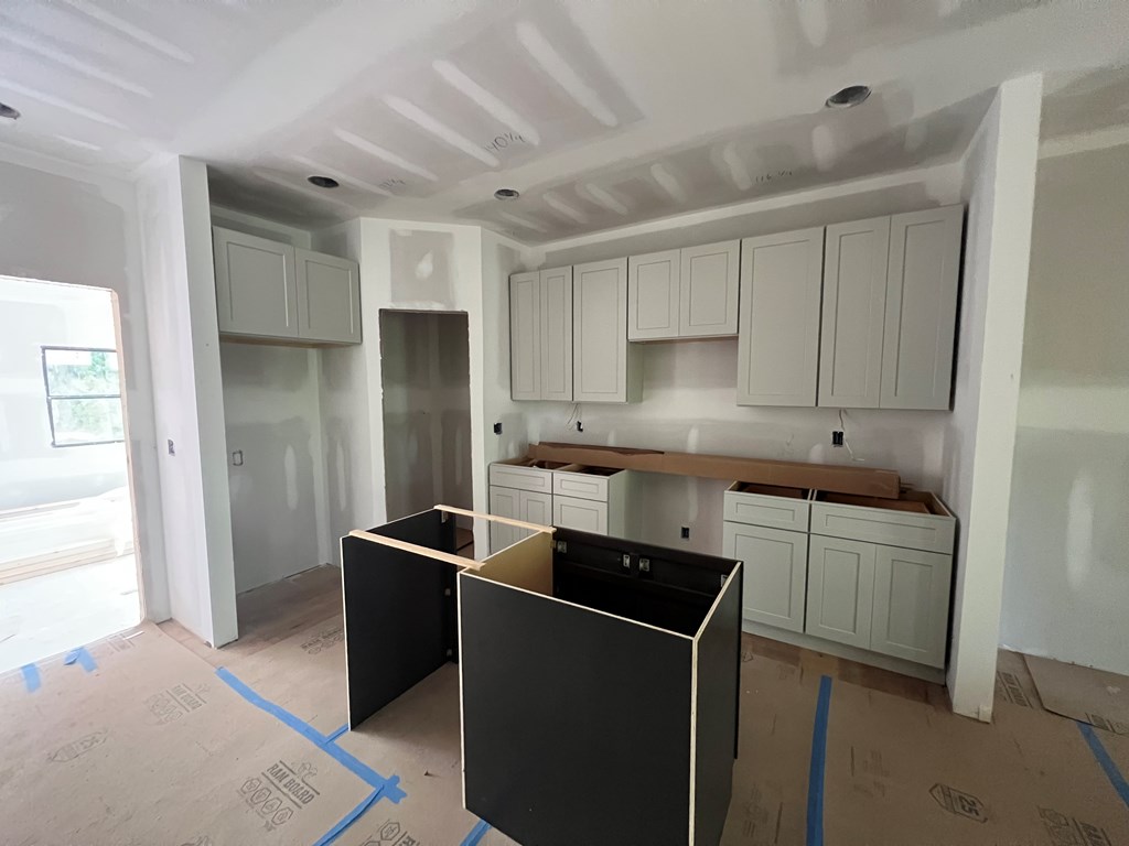 81 Country Road Talking Rock, GA 30175 - Photo 6 of 19 Kitchen/Dining Area