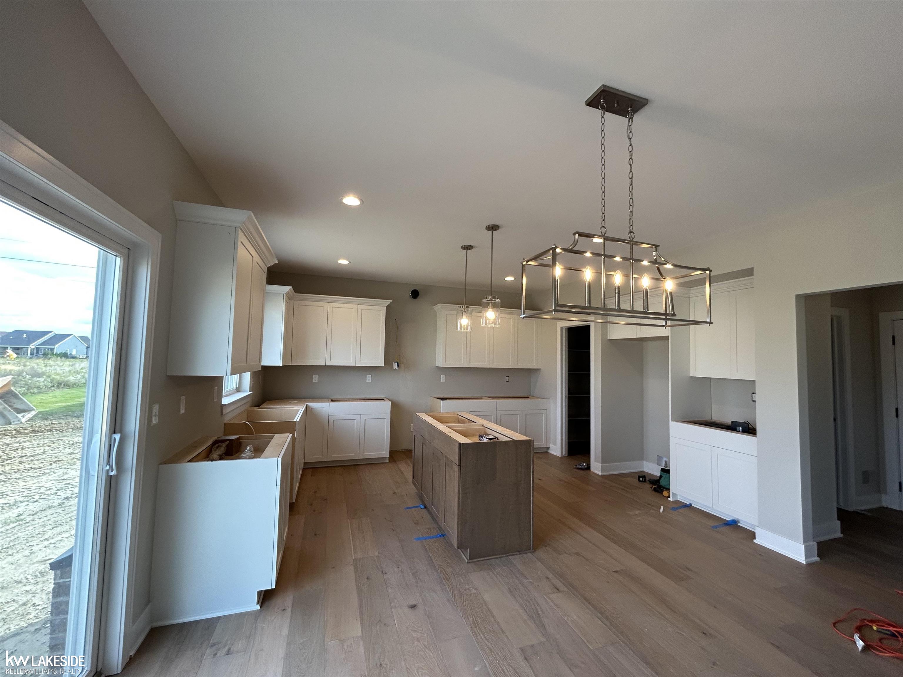 13281 Demil Drive Romeo, MI 48065 - Photo 5 of 16 50124445-4.JPG
