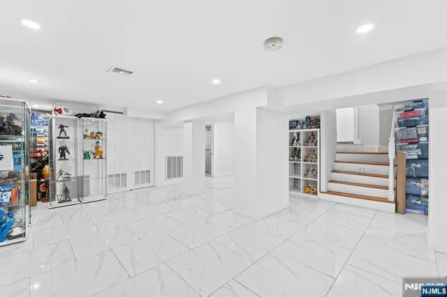 $999,999 | 88 Montross Avenue, Rutherford, NJ 07070