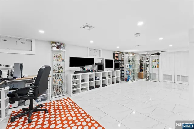 $999,999 | 88 Montross Avenue, Rutherford, NJ 07070