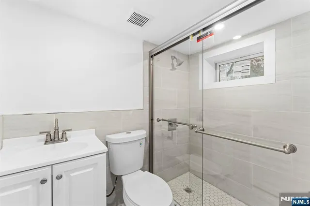 $999,999 | 88 Montross Avenue, Rutherford, NJ 07070