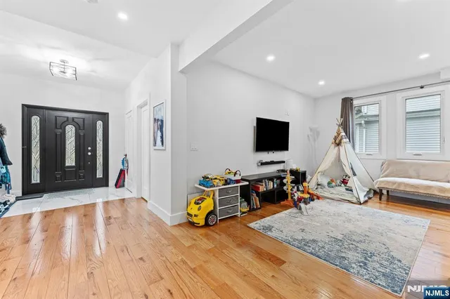 $999,999 | 88 Montross Avenue, Rutherford, NJ 07070