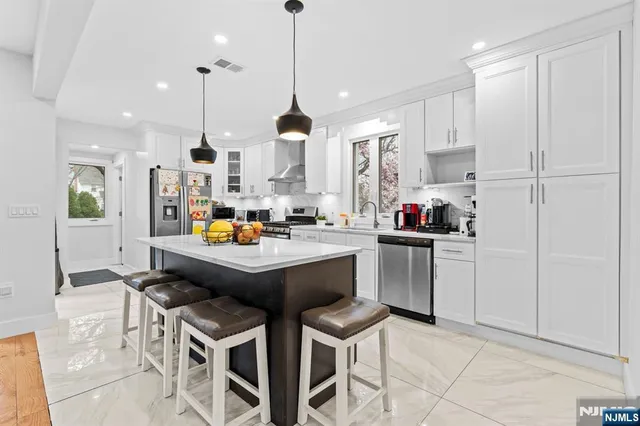 $999,999 | 88 Montross Avenue, Rutherford, NJ 07070