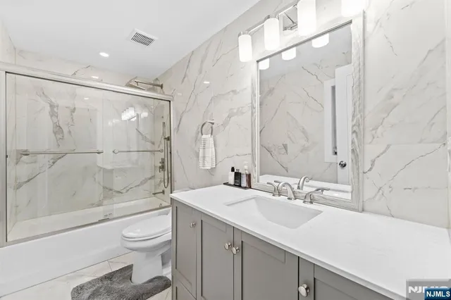 $999,999 | 88 Montross Avenue, Rutherford, NJ 07070