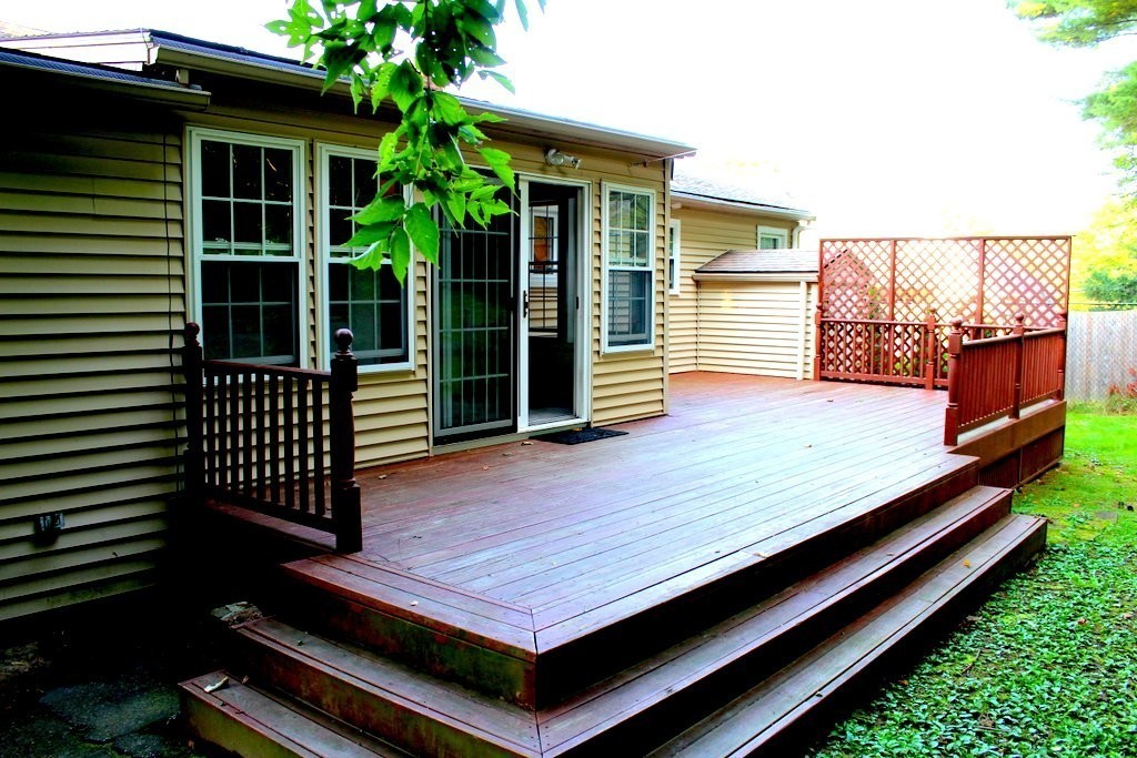 71 2nd Island Road Webster, MA 01570 - Photo 3 of 21 Gallery Image 3