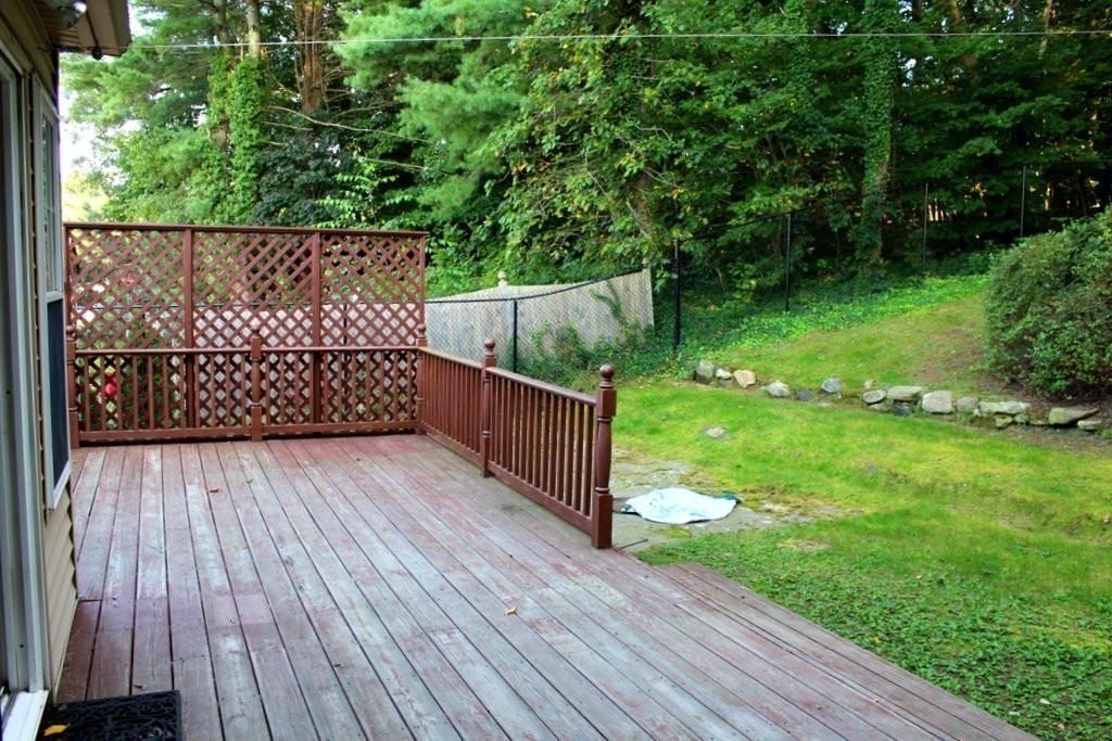71 2nd Island Road Webster, MA 01570 - Photo 5 of 21 Gallery Image 5